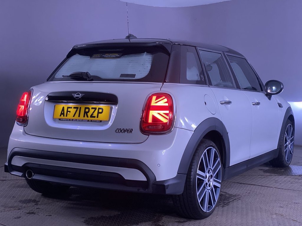 Used MINI Hatch 2021 for sale - 76558972: Photo 8