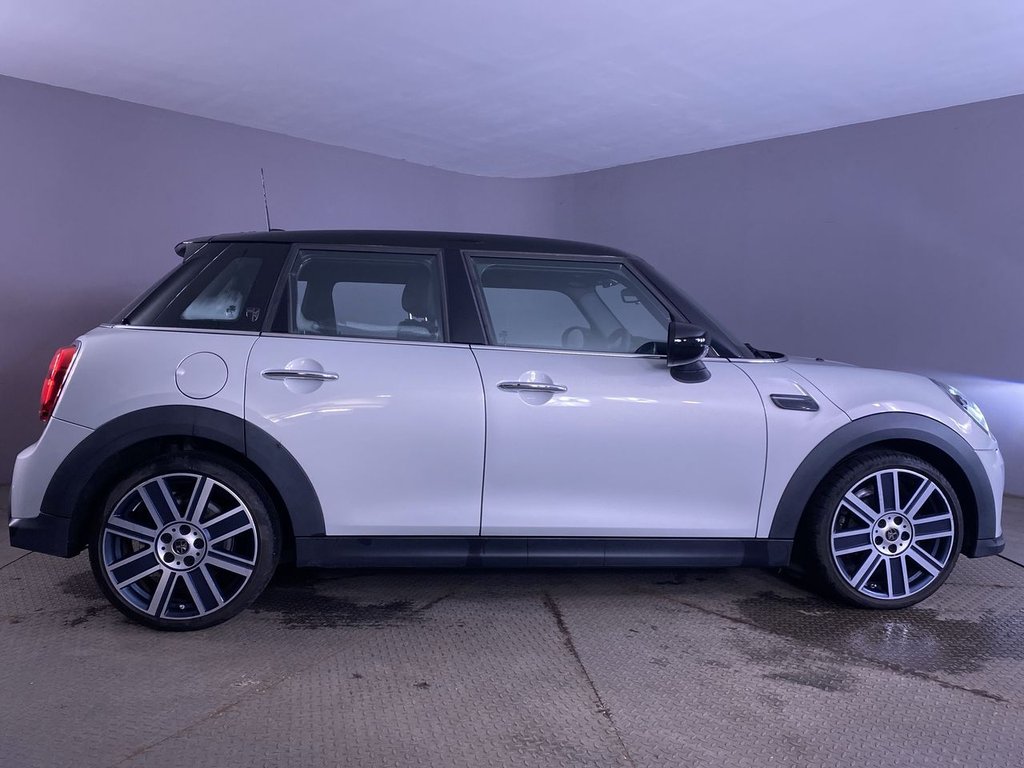 Used MINI Hatch 2021 for sale - 76558972: Photo 9