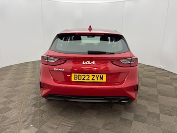 Used Kia Ceed 2022 for sale - 76039389: Photo
