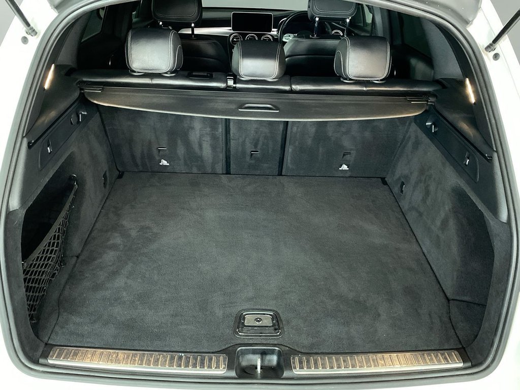 Used Mercedes-Benz GLC 2020 for sale - 76527141: Photo 13