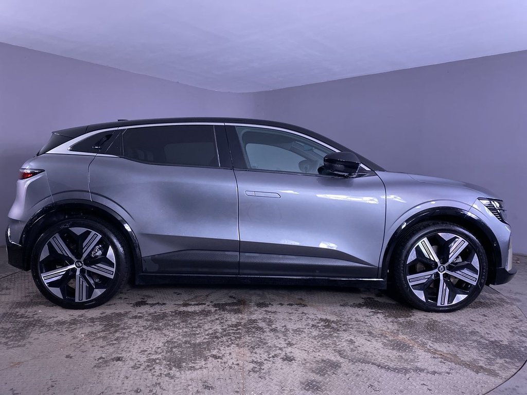 Used Renault Megane E Tech 2024 for sale - 76923217: Photo 9