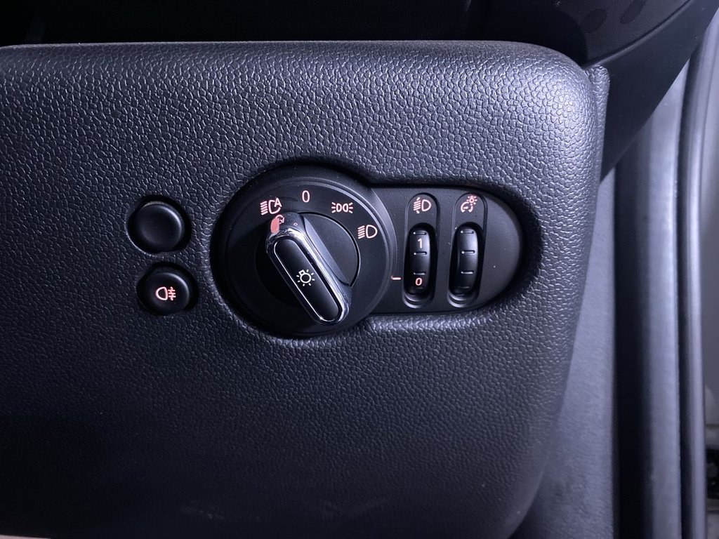 Used MINI Electric Hatch 2022 for sale - 76559141: Photo 23