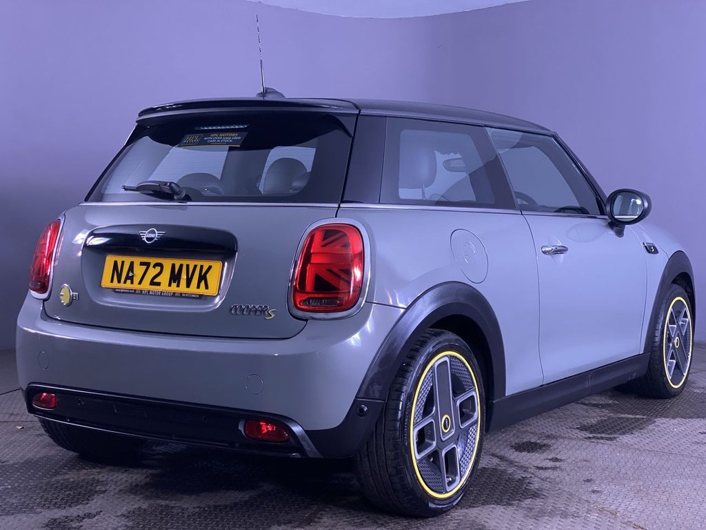 Used MINI Electric Hatch 2022 for sale - 76559141: Photo 8