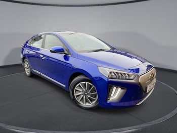 2021 (71) - 38.3kWh Premium Hatchback 5dr Electric Auto (136 ps)