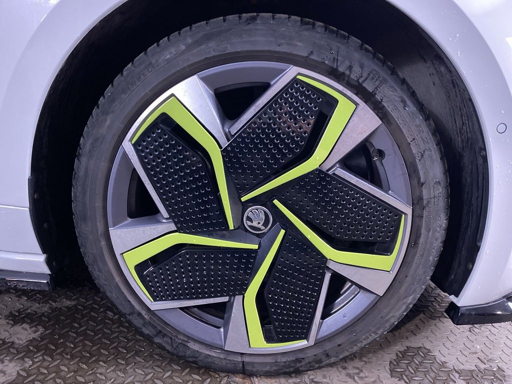 Used Skoda Enyaq 2022 for sale - 77342075: Photo 12