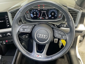 Used Audi A1 2023 for sale - 76132054: Photo