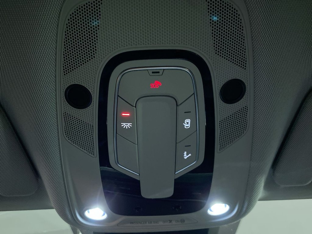 Used Audi Q8 e-tron 2023 for sale - 76962068: Photo 18