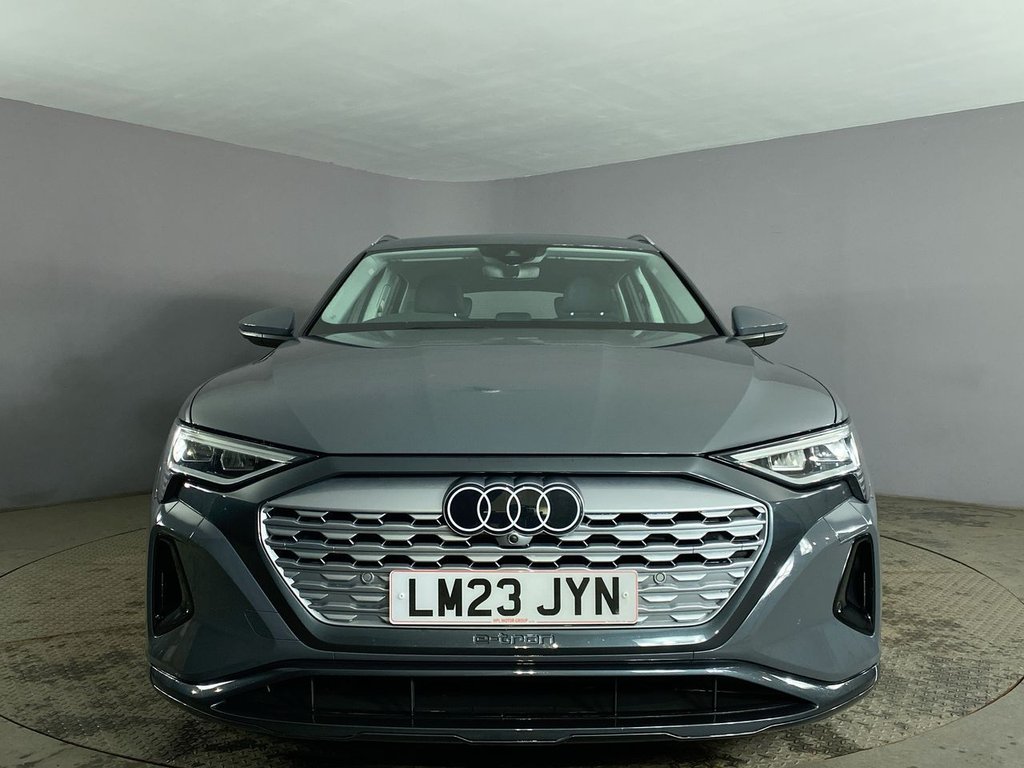 Used Audi Q8 e-tron 2023 for sale - 76962068: Photo 3