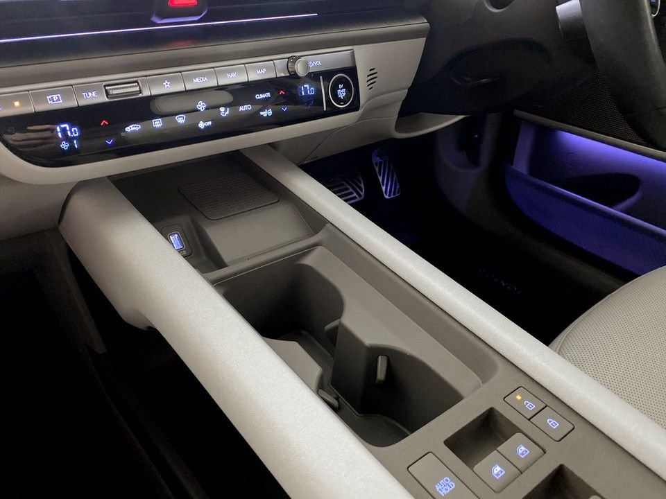 Used Hyundai IONIQ 6 2023 for sale - 77608580: Photo 16