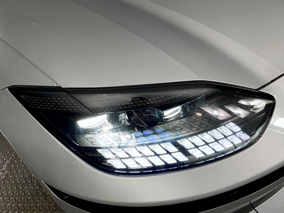 Used Hyundai IONIQ 6 2023 for sale - 77608580: Photo 9