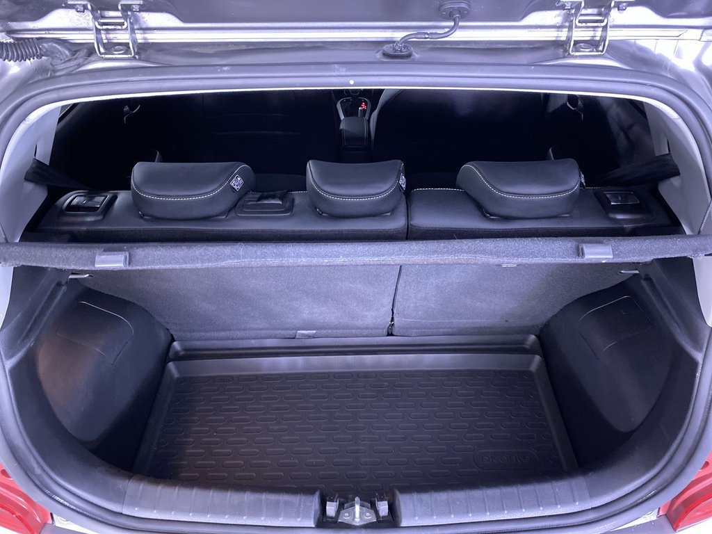 Used Kia Picanto 2023 for sale - 76496732: Photo 13