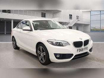 Used BMW 2 Series 2018 for sale - 76604687: Photo