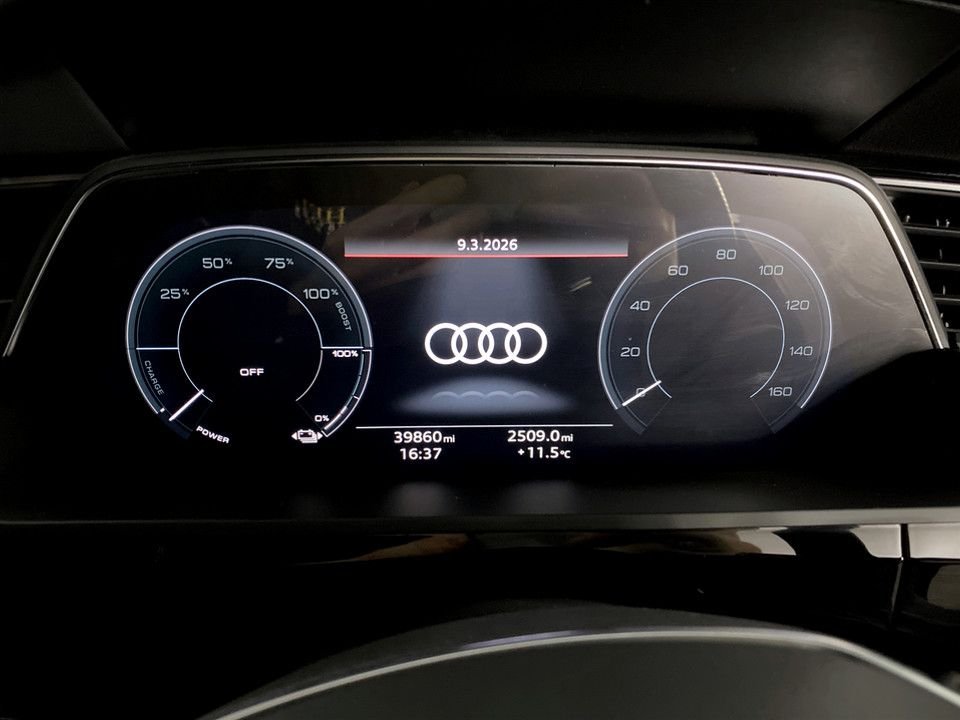 Used Audi e-tron 2022 for sale - 77806456: Photo 13