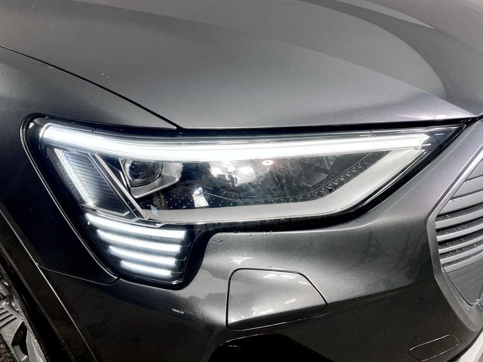 Used Audi e-tron 2022 for sale - 77806456: Photo 9