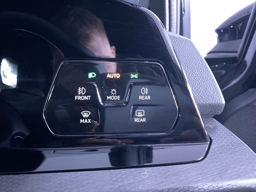 Used Volkswagen Golf 2022 for sale - 77031082: Photo 23