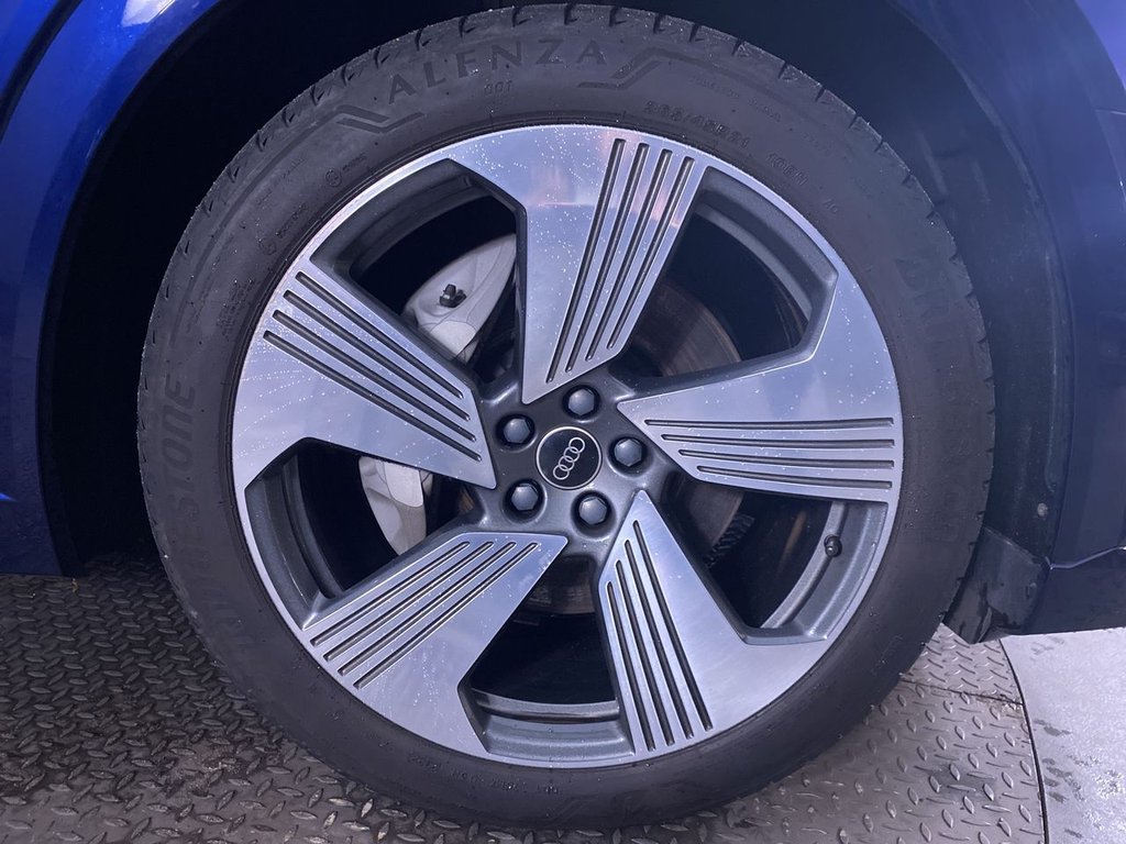 Used Audi e-tron 2022 for sale - 76396115: Photo 12