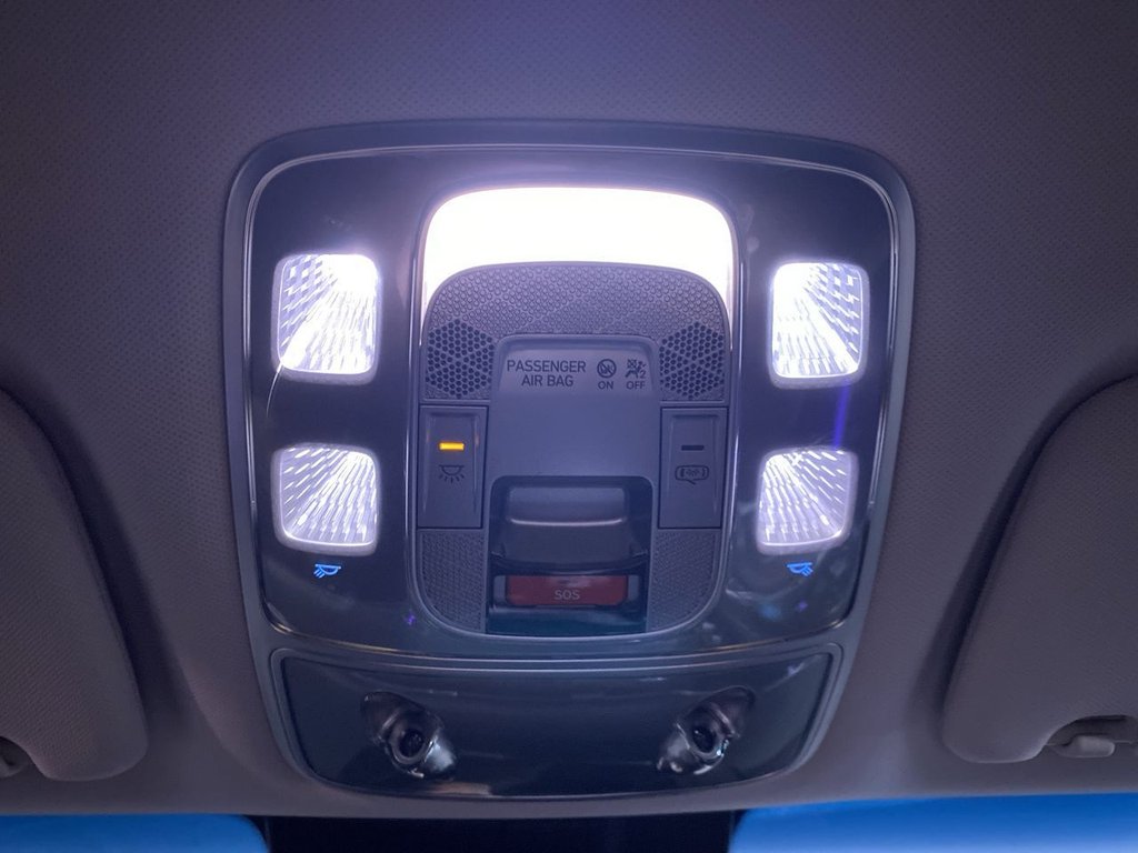 Used Genesis GV70 2023 for sale - 76840920: Photo 25