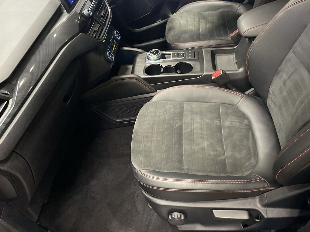 Used Ford Kuga 2022 for sale - 77631583: Photo 17