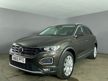 Used Volkswagen T-Roc 2019 for sale - 75947704: Photo