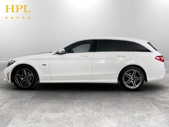 Used Mercedes-Benz C Class 2020 for sale - 77643128: Photo