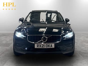 Used Volvo V60 Cross Country 2021 for sale - 79643084: Photo