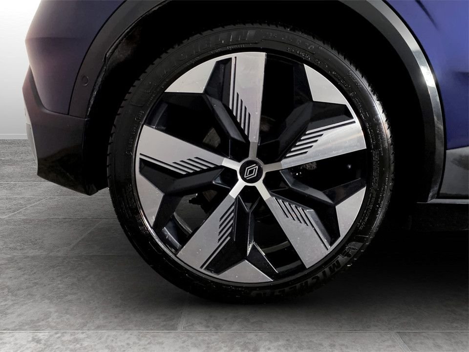 Used Renault Megane E Tech 2022 for sale - 77905322: Photo 10