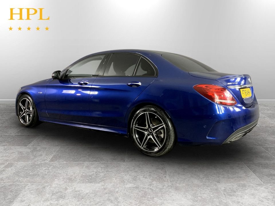 Used Mercedes-Benz C Class 2018 for sale - 77937017: Photo 5