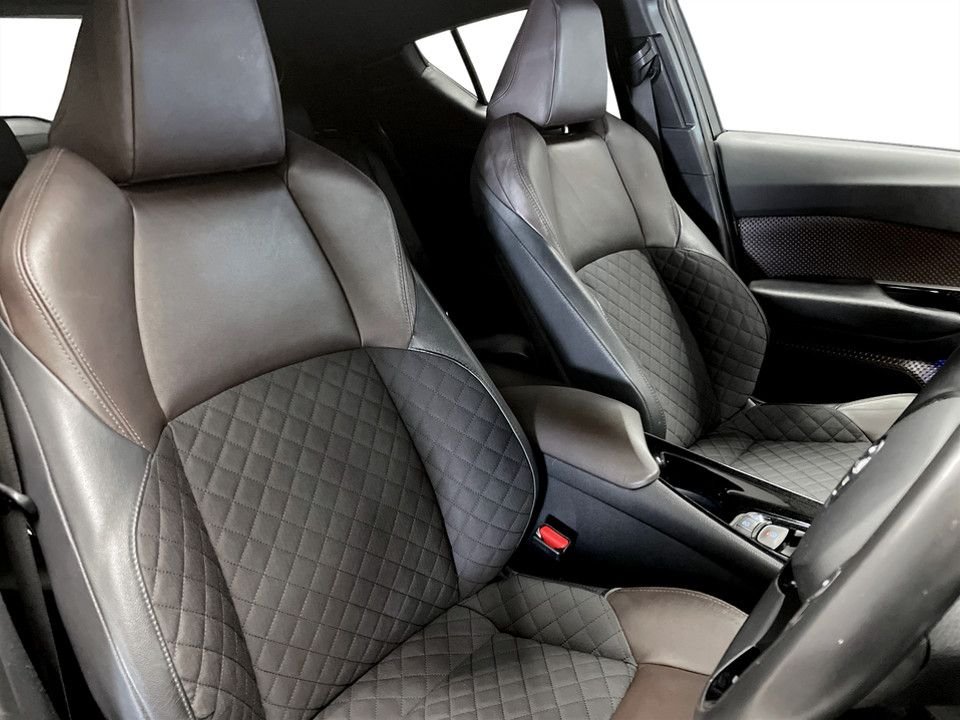 Used Toyota C-HR 2018 for sale - 77798296: Photo 11