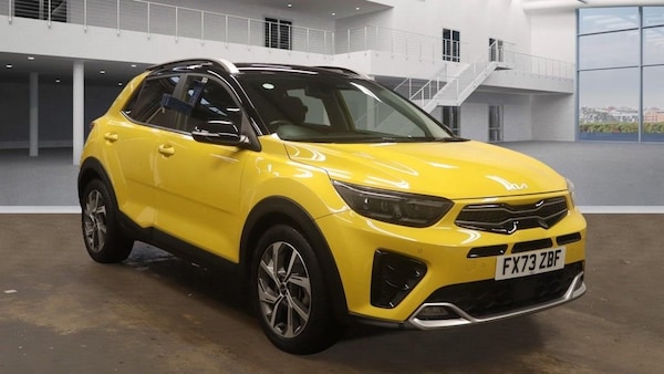 Used Kia Stonic 2023 for sale - 76280099: Photo 1