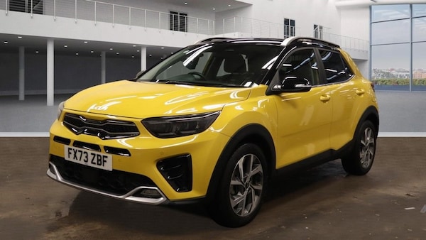 Used Kia Stonic 2023 for sale - 76280099: Photo 2