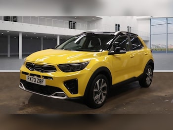 Used Kia Stonic 2023 for sale - 76280099: Photo 2