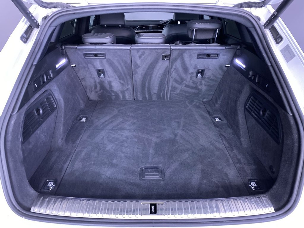 Used Audi e-tron 2021 for sale - 77250173: Photo 13