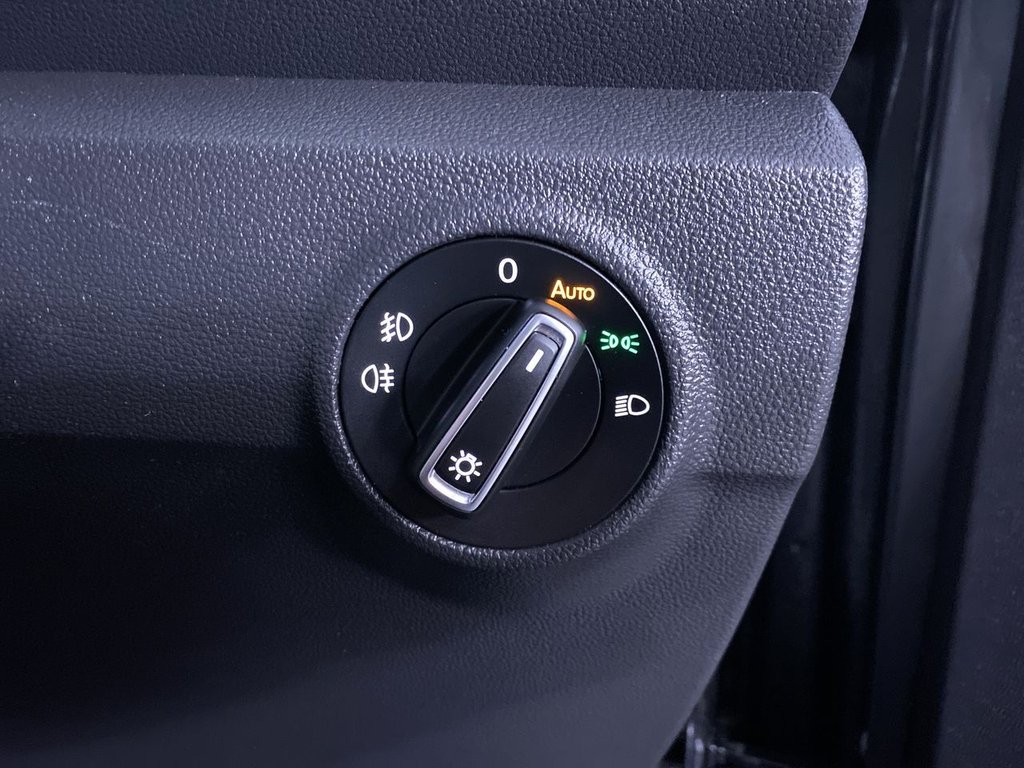 Used Volkswagen T-Roc 2021 for sale - 77171784: Photo 23