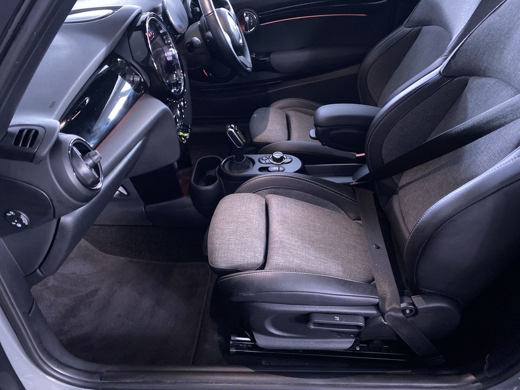 Used MINI Electric Hatch 2022 for sale - 76820253: Photo 17