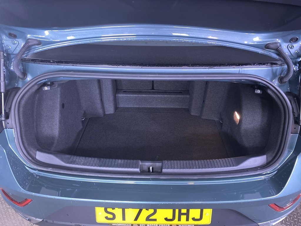 Used Volkswagen T-Roc 2022 for sale - 76632407: Photo 13