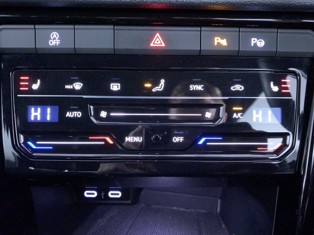 Used Volkswagen T-Roc 2022 for sale - 76632407: Photo 25