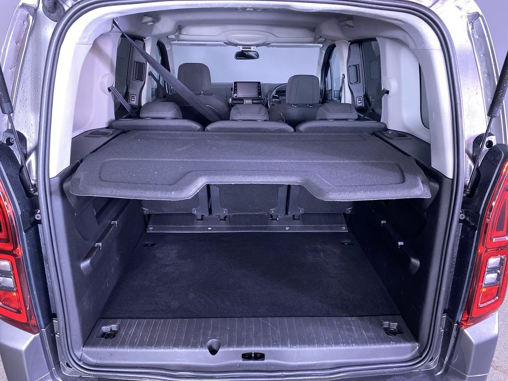 Used Vauxhall Combo Life 2022 for sale - 76546804: Photo 13