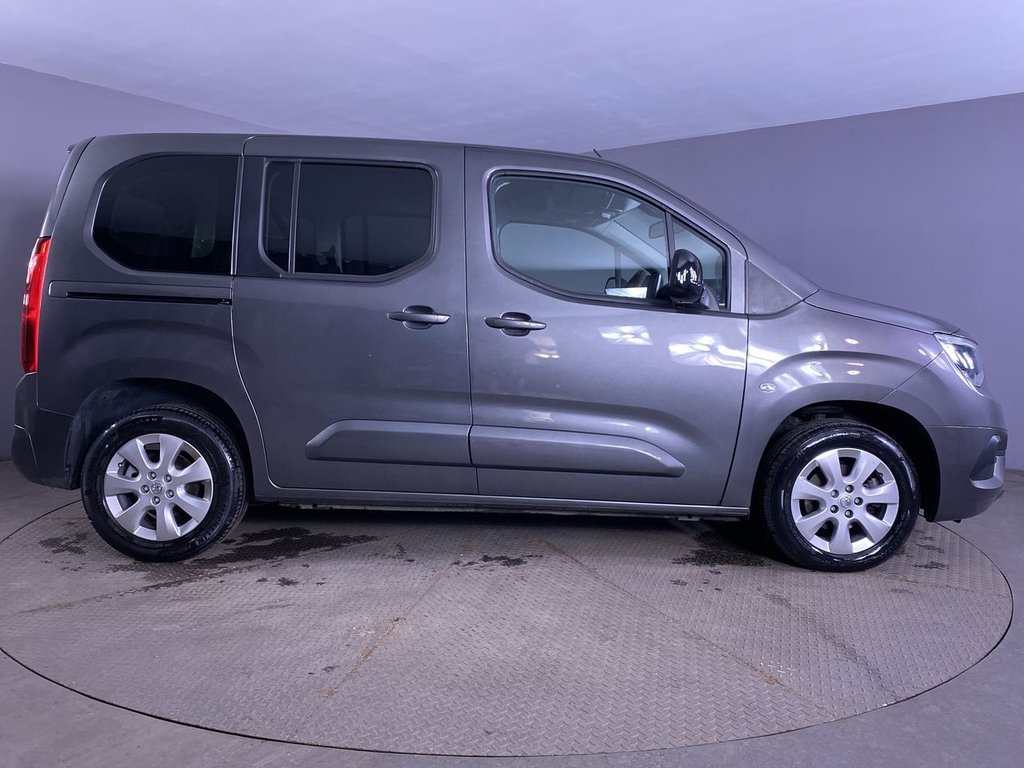 Used Vauxhall Combo Life 2022 for sale - 76546804: Photo 9