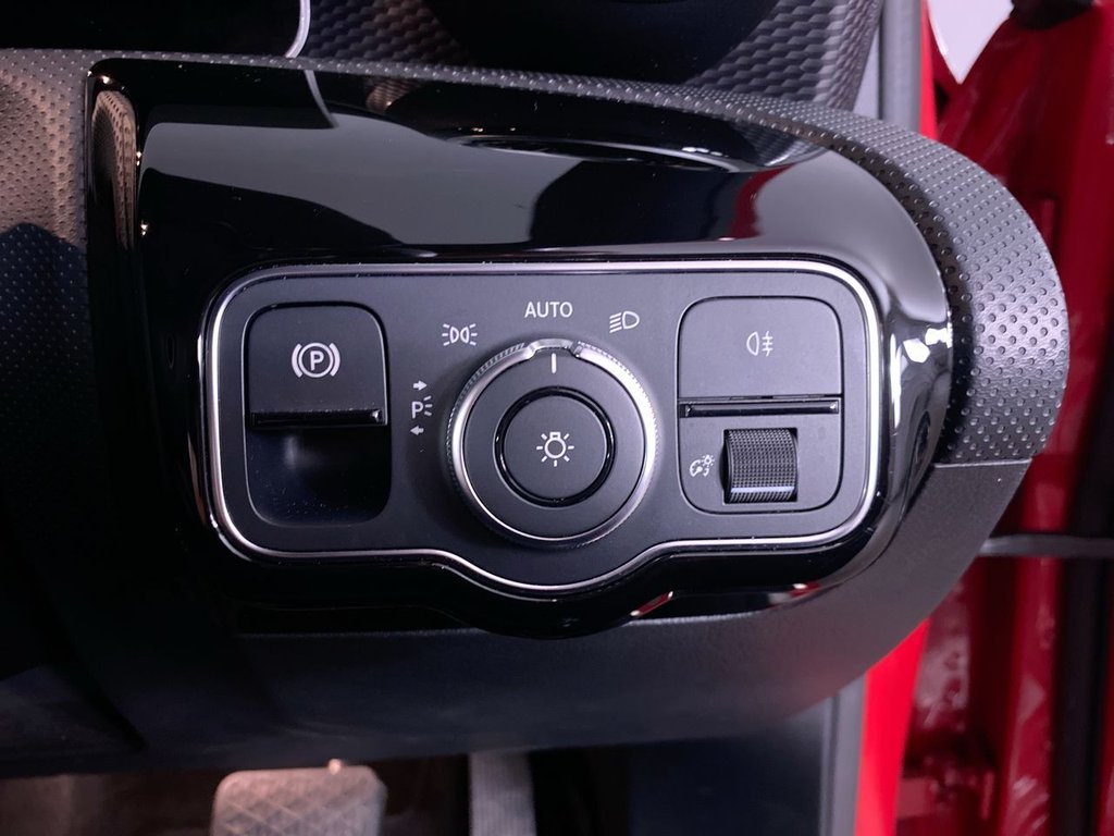 Used Mercedes-Benz A-Class 2018 for sale - 76132889: Photo 23