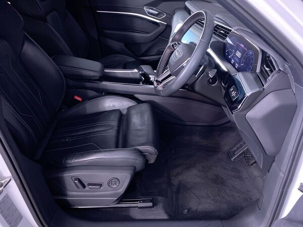 Used Audi e-tron 2022 for sale - 76210404: Photo 22