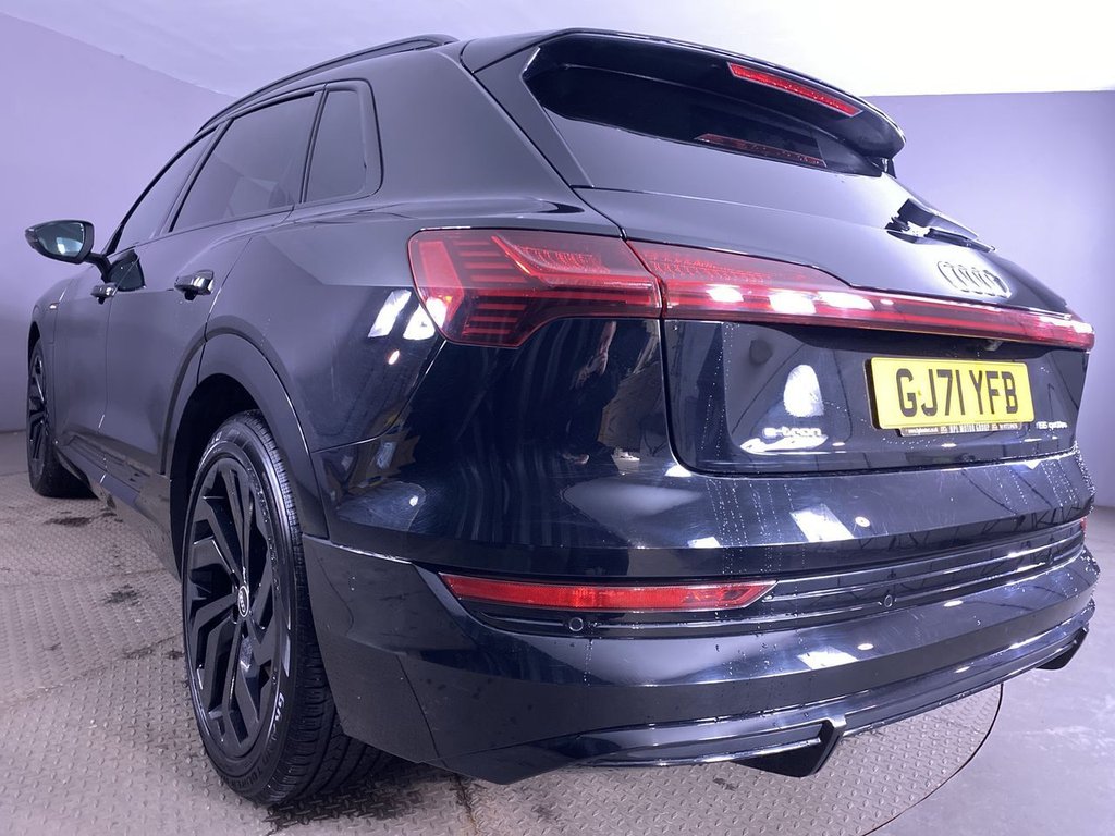 Used Audi e-tron 2021 for sale - 77369283: Photo 14