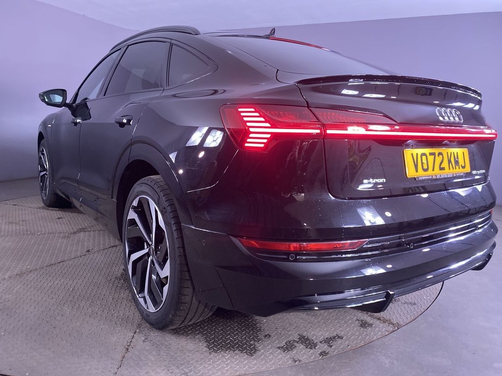 Used Audi e-tron 2022 for sale - 76496689: Photo 14