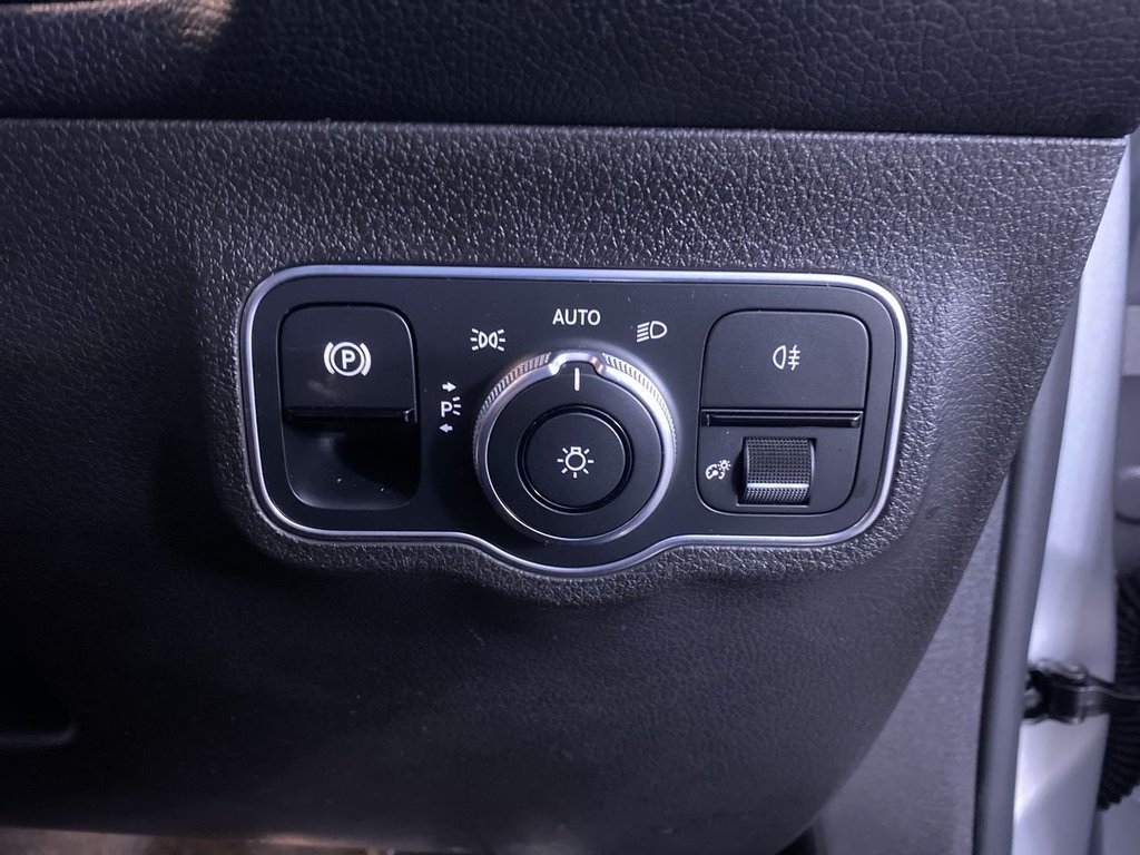 Used Mercedes-Benz GLB 2020 for sale - 77583108: Photo 23