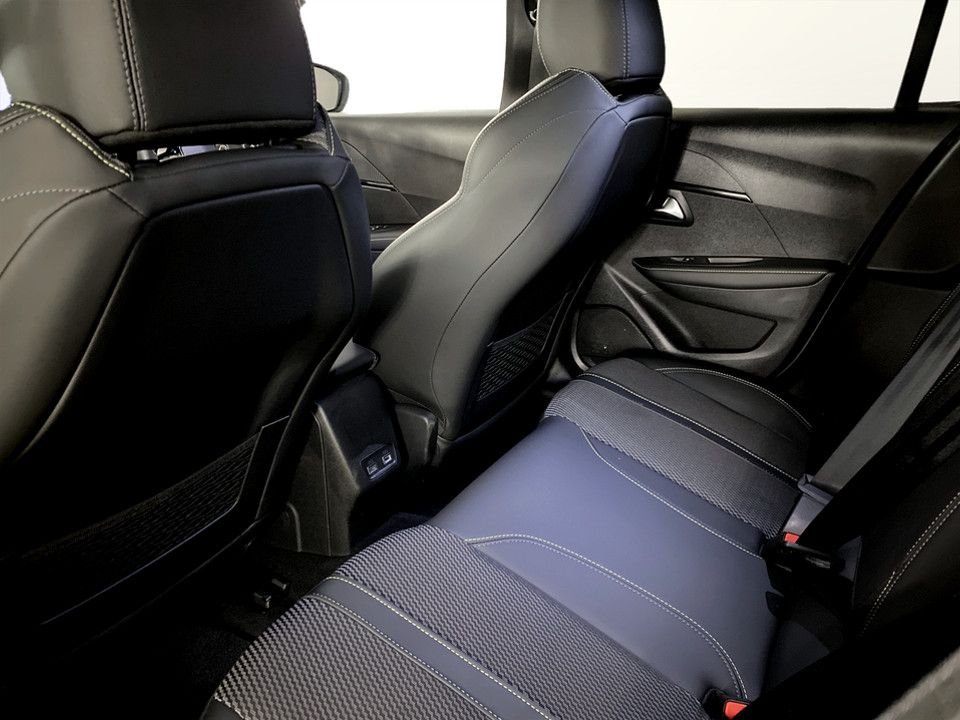 Used Peugeot E-208 2024 for sale - 77642665: Photo 20