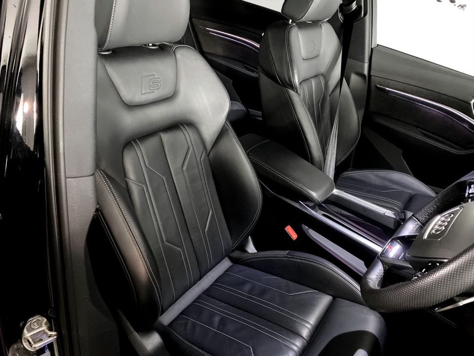 Used Audi e-tron 2023 for sale - 77655061: Photo 11