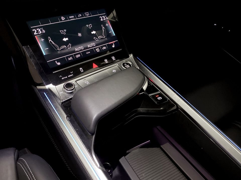 Used Audi e-tron 2023 for sale - 77655061: Photo 16