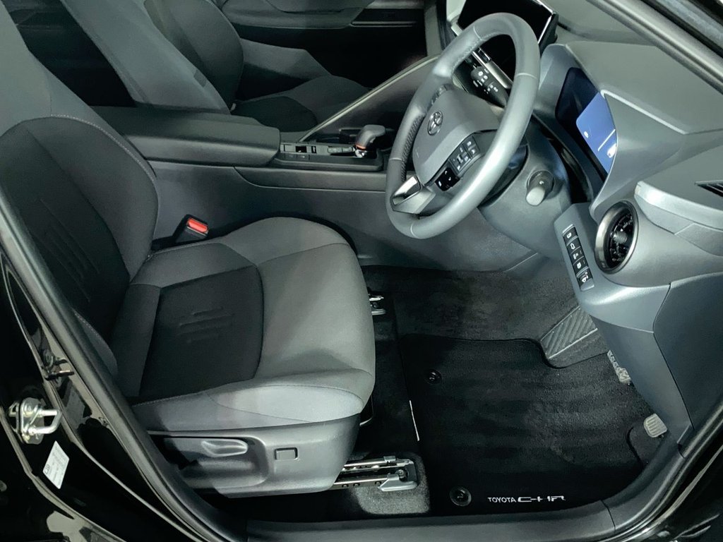 Used Toyota C-HR 2024 for sale - 77110719: Photo 15