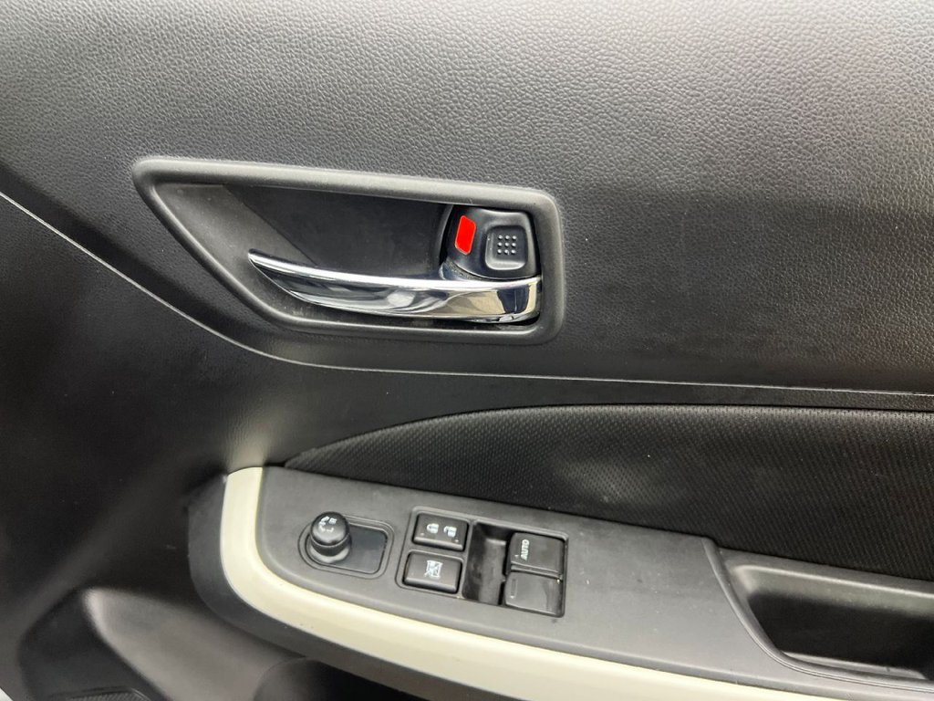 Used Suzuki Swift 2022 for sale - 76985735: Photo 12