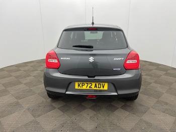 Used Suzuki Swift 2022 for sale - 76985735: Photo