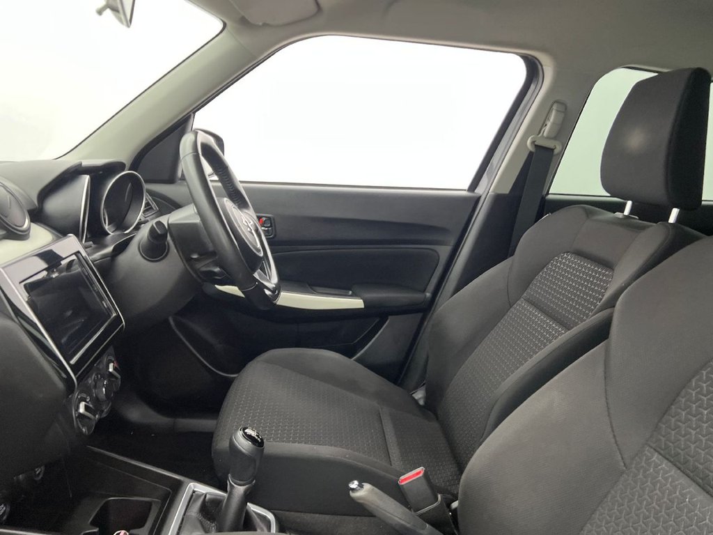 Used Suzuki Swift 2022 for sale - 76985735: Photo 9